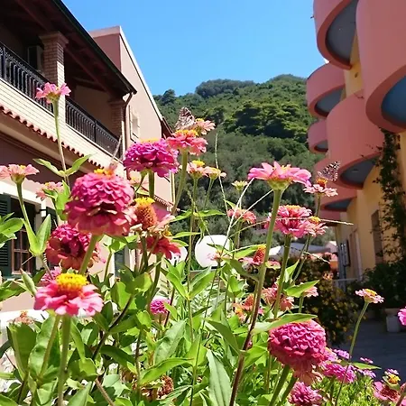Rolandos Lägenhet Agios Gordios (Corfu)